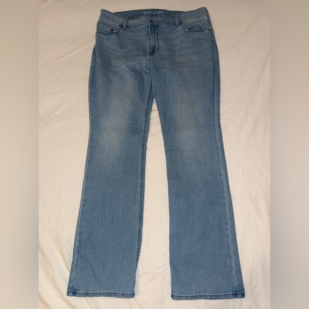 Old Navy Mid Rise Wow Bootcut Jeans Size 14